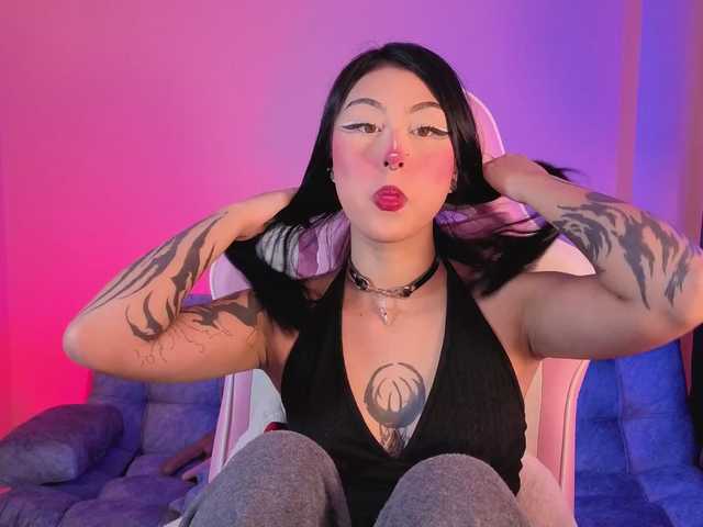 Sharonbone's BongaCams show and profile