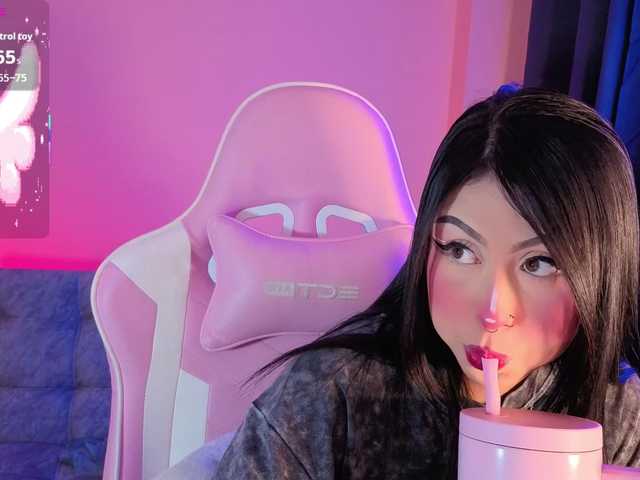 Sharonbone's BongaCams show and profile