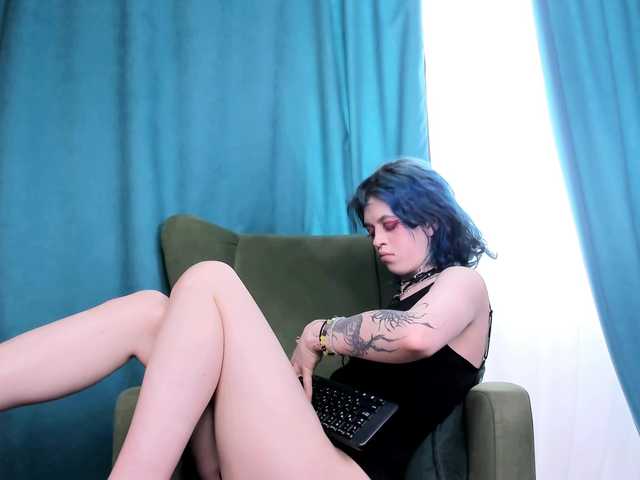 NoelleGothicShadow's BongaCams show and profile