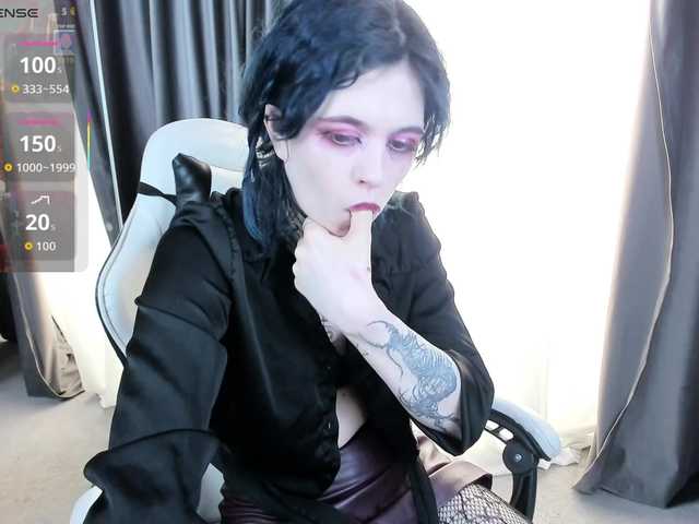 NoelleGothicShadow's BongaCams show and profile