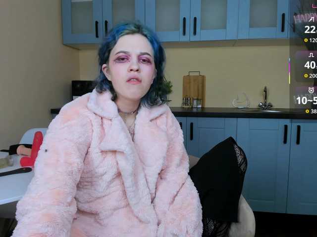 NoelleGothicShadow's BongaCams show and profile