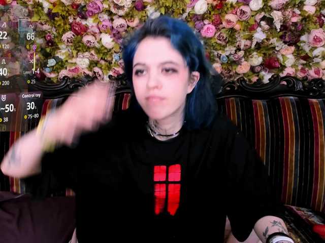 NoelleGothicShadow's BongaCams show and profile