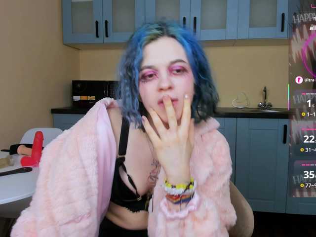 NoelleGothicShadow's BongaCams show and profile