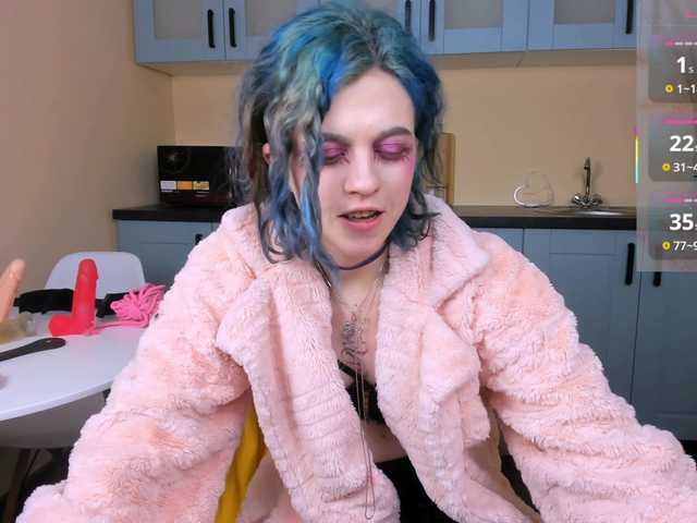 NoelleGothicShadow's BongaCams show and profile