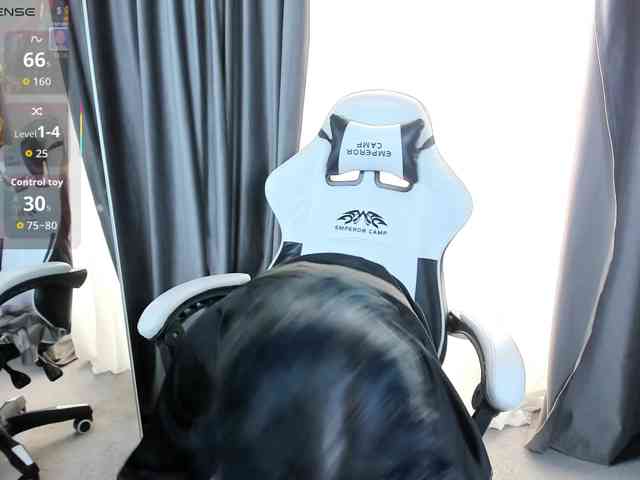 NoelleGothicShad... Live Webcam on BongaCams