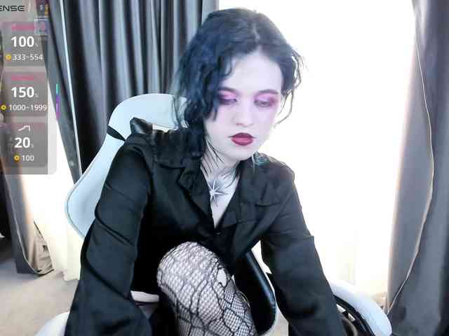 NoelleGothicShad... Live Webcam on BongaCams