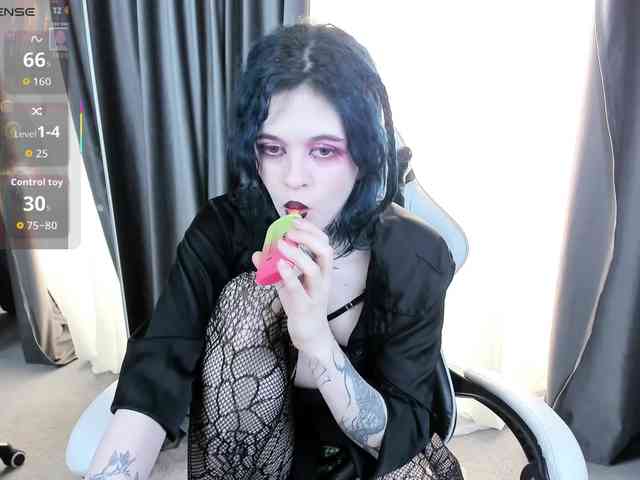 NoelleGothicShadow NoelleGothicShadow