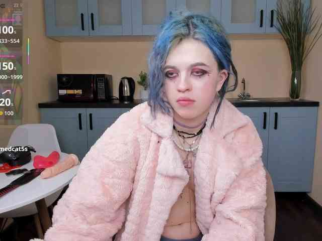 NoelleGothicShadow webcam