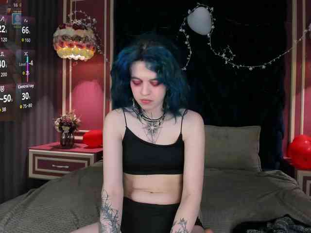 NoelleGothicShad... Live Webcam on BongaCams