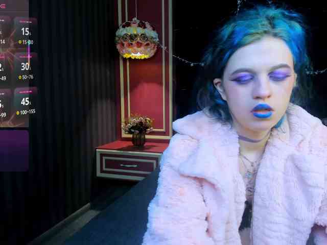 NoelleGothicShadow webcam