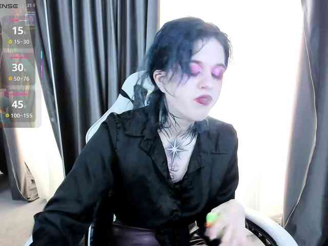 NoelleGothicShad... Live Webcam on BongaCams