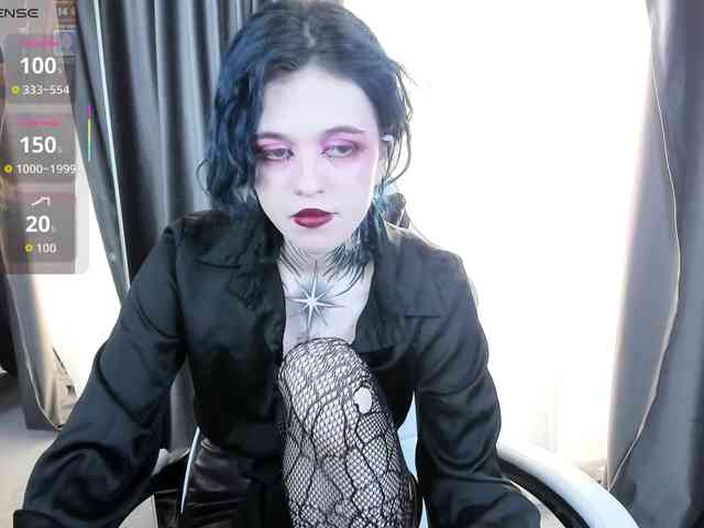 NoelleGothicShad... Live Webcam on BongaCams