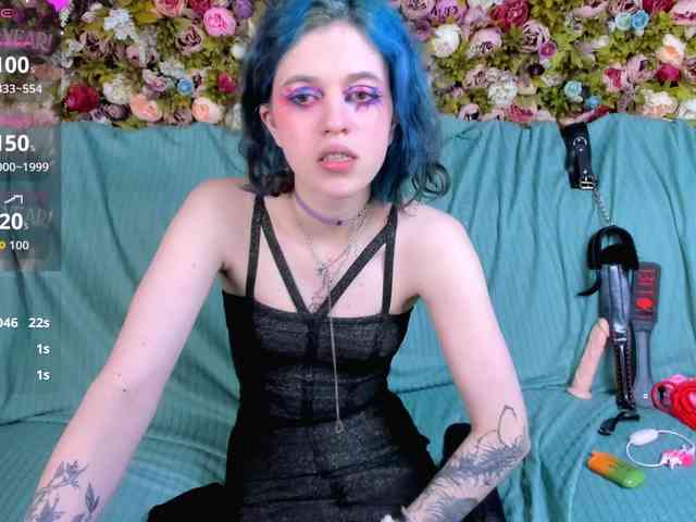 NoelleGothicShadow NoelleGothicShadow