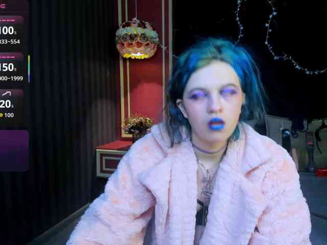 NoelleGothicShadow webcam