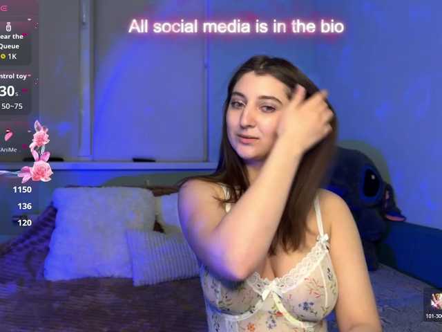 kitty1kristy1's BongaCams show and profile