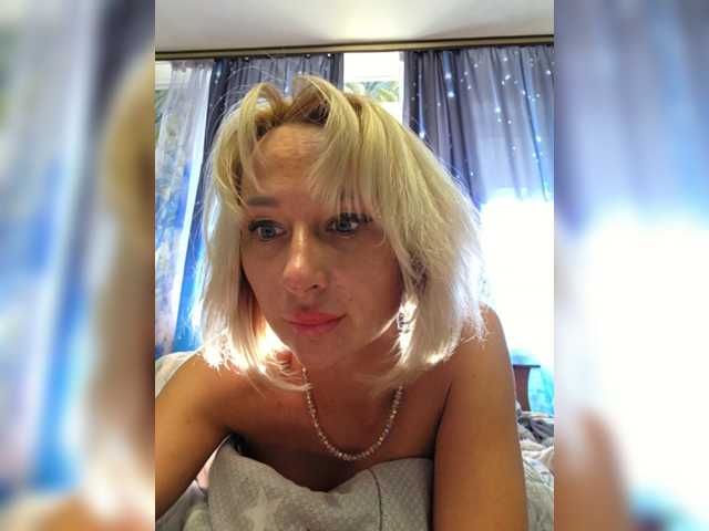 Valeriah's BongaCams show and profile