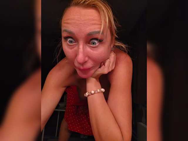 Valeriah's BongaCams show and profile