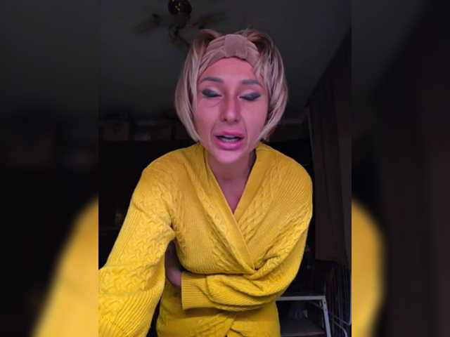 Valeriah's BongaCams show and profile