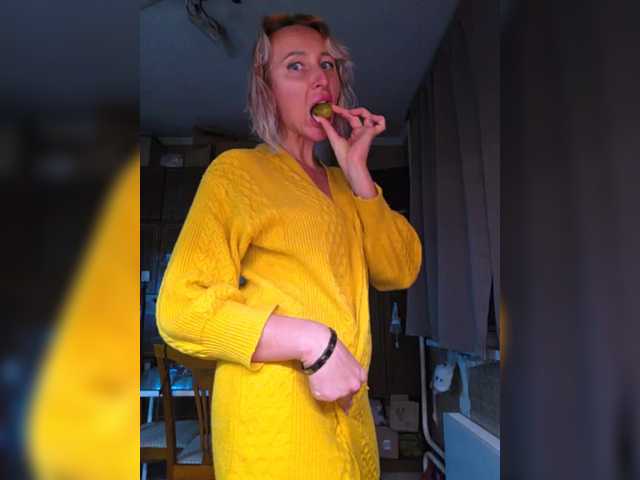 Valeriah's BongaCams show and profile