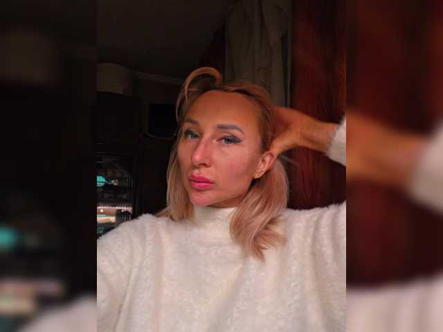 Valeriah – webcam model profile photo