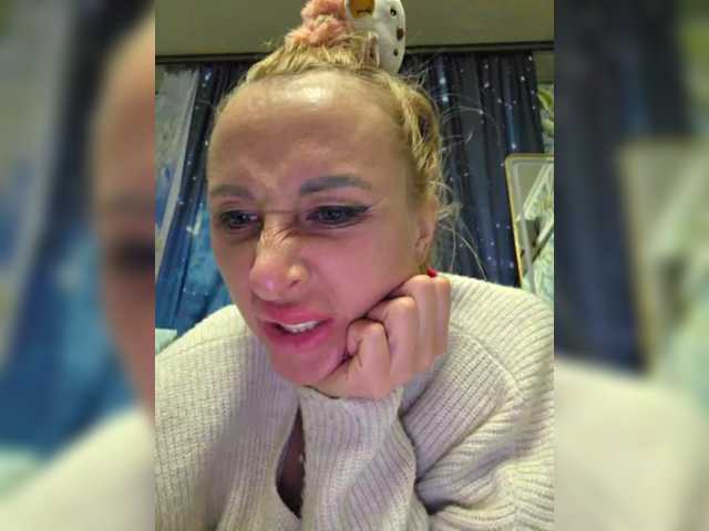 Valeriah's BongaCams show and profile