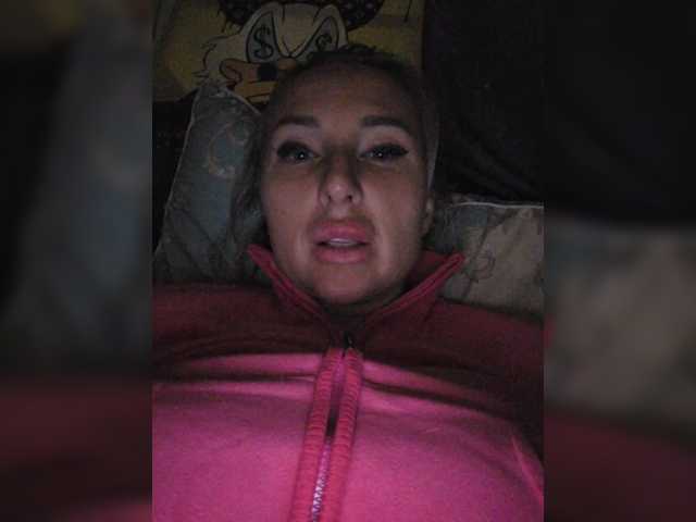 Valeriah's BongaCams show and profile