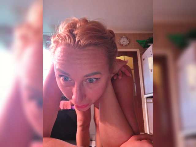 valeriah live sex show