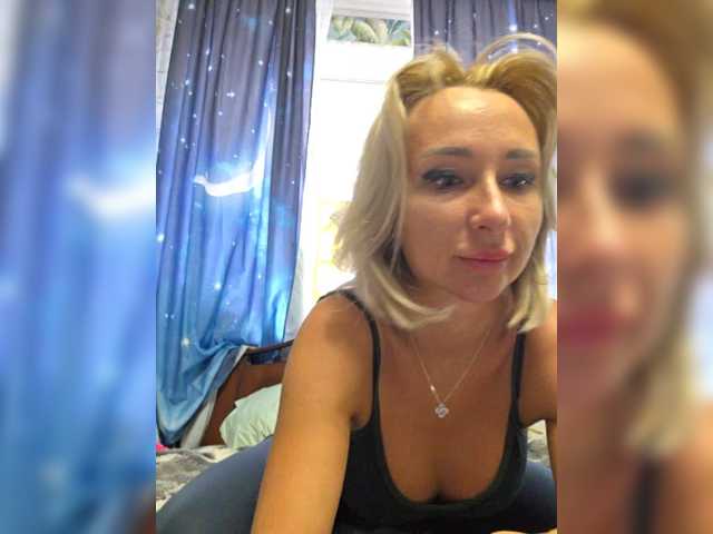 Valeriah's BongaCams show and profile