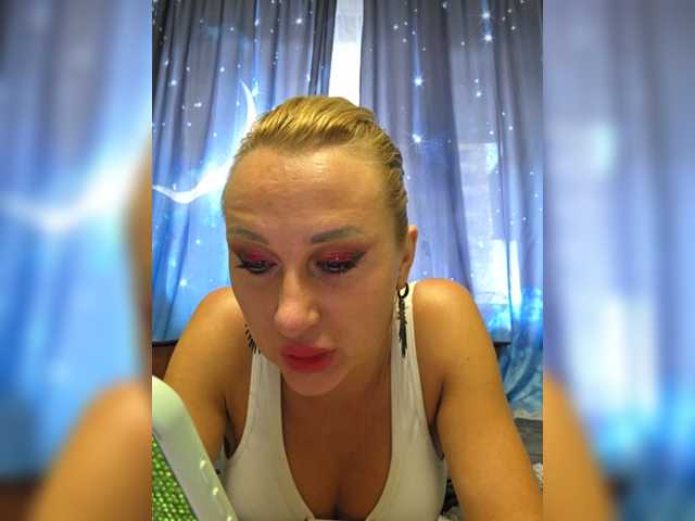 Valeriah's BongaCams show and profile