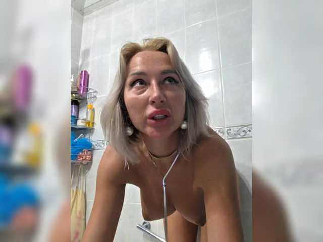 Valeriah's BongaCams profile