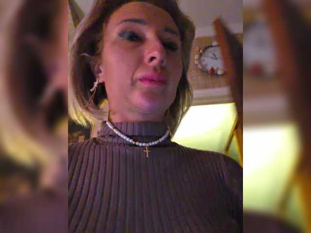 Valeriah – webcam model profile photo