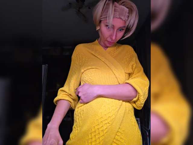 Valeriah's BongaCams show and profile