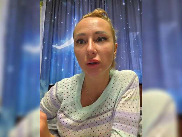 Valeriah's BongaCams show and profile