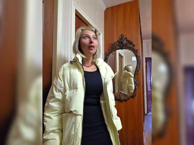 Valeriah's BongaCams show and profile