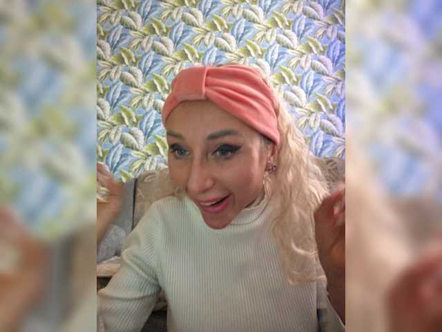 Valeriah's BongaCams show and profile