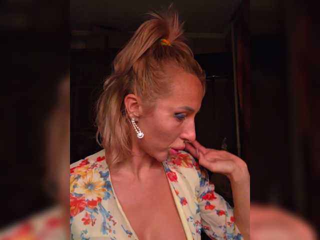 Valeriah's Thumb Image