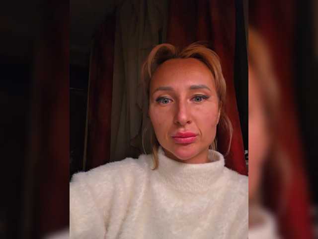 Valeriah's BongaCams show and profile