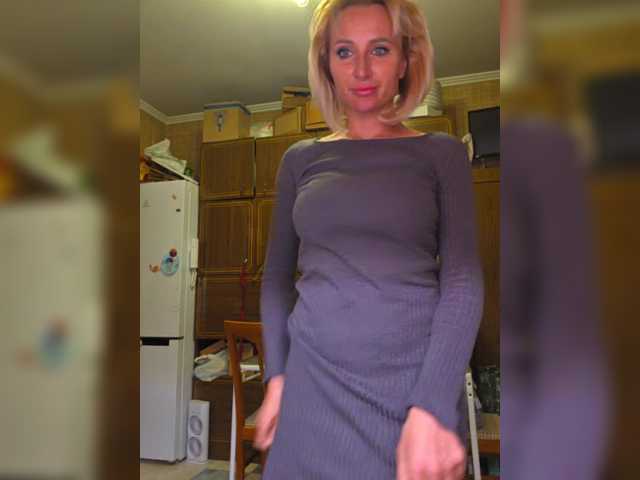 Valeriah's BongaCams show and profile