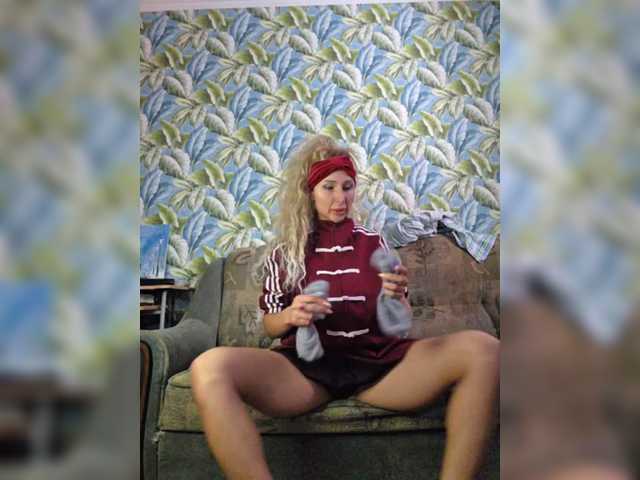 Valeriah's BongaCams show and profile