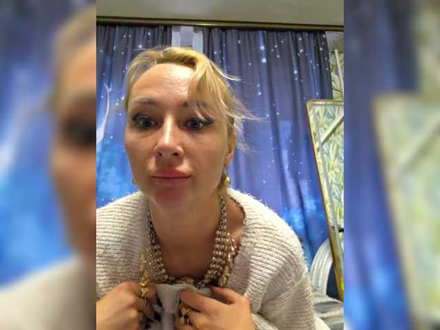 Valeriah's BongaCams show and profile