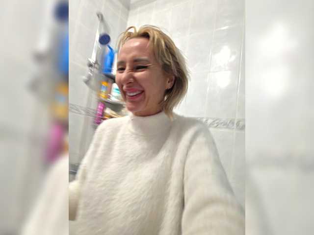 Valeriah's BongaCams show and profile