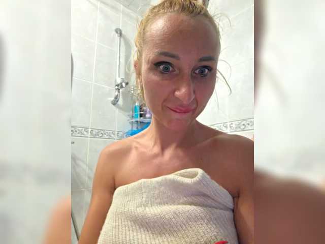 Valeriah's BongaCams profile