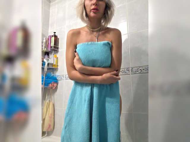 Valeriah's BongaCams profile