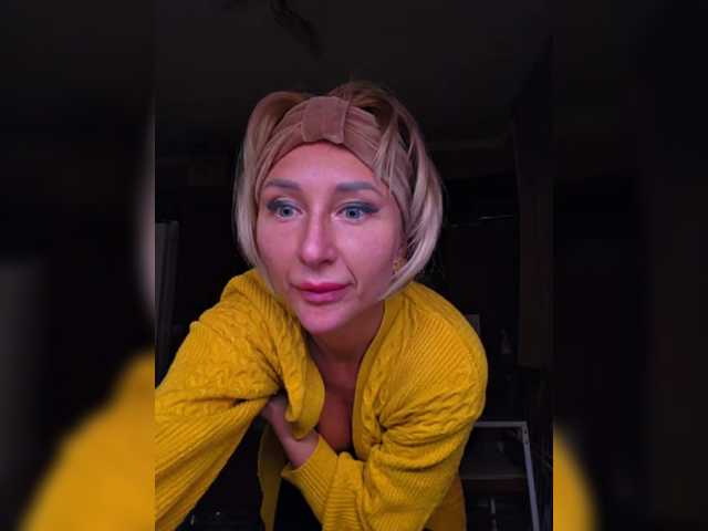 Valeriah's BongaCams show and profile