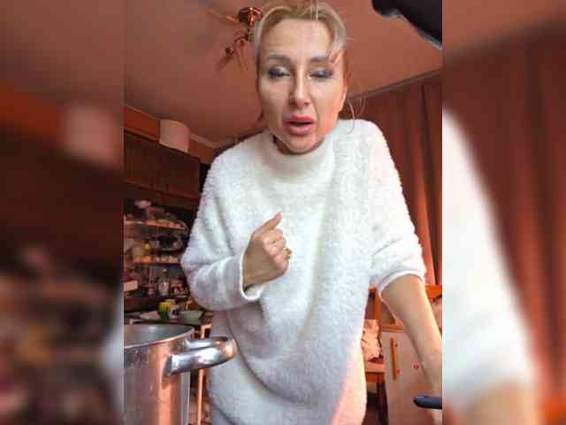 Valeriah Live Webcam on BongaCams