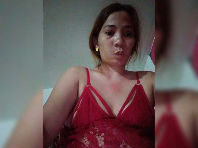 Sexykim30's BongaCams show and profile