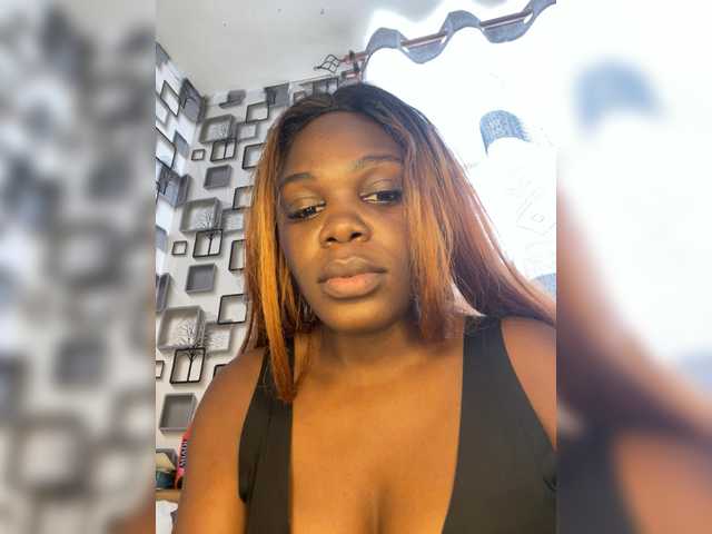 spicey's BongaCams show and profile