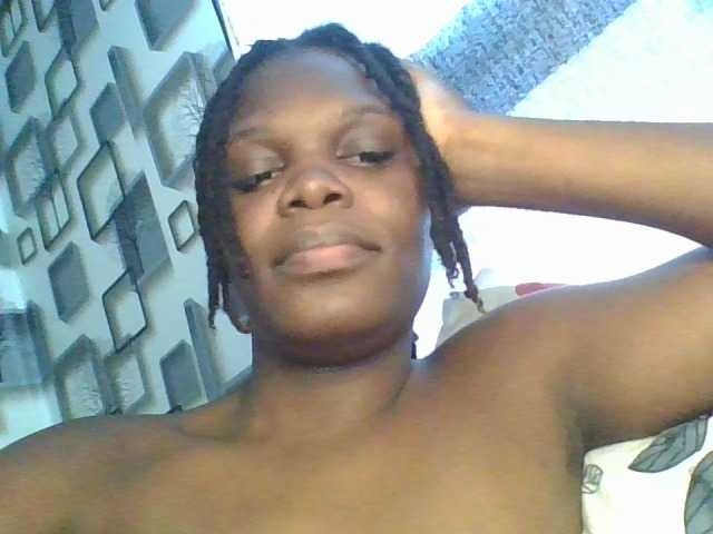 spicey's BongaCams show and profile