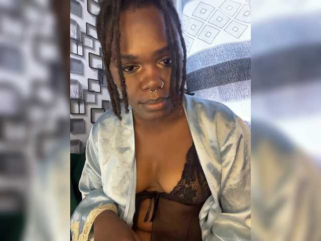 spicey's BongaCams show and profile