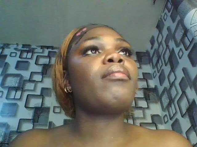 spicey's BongaCams show and profile